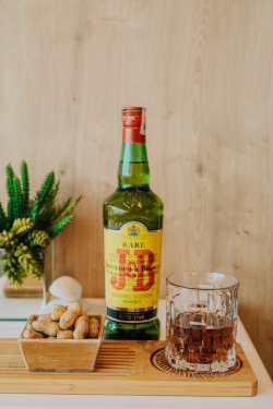 J&B VİSKİ 50 CL